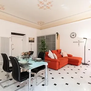 Appartamento Piazza Duomo, Varazze