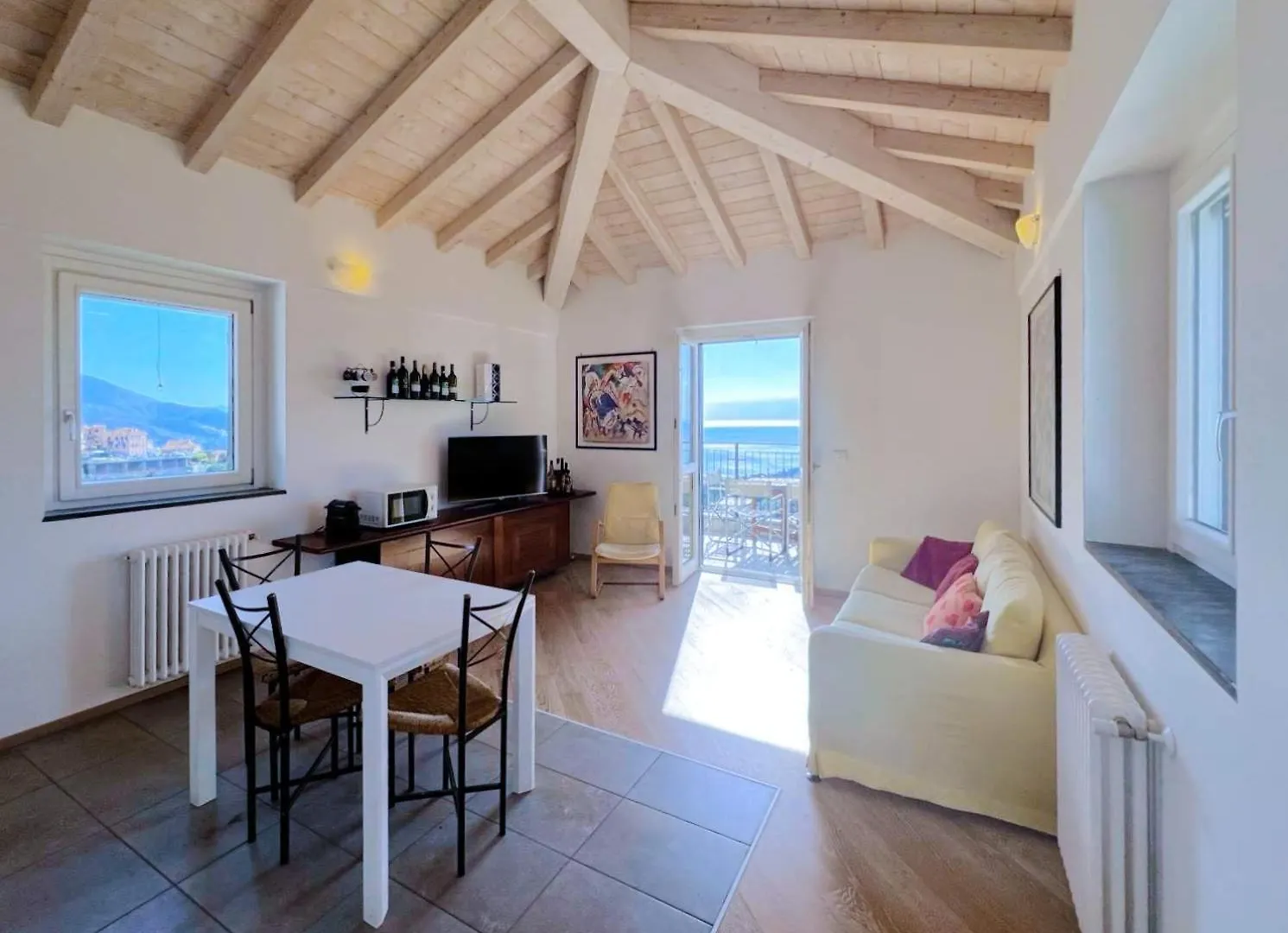 Luminosa Mansarda Con Vista Mare Apartment Varazze