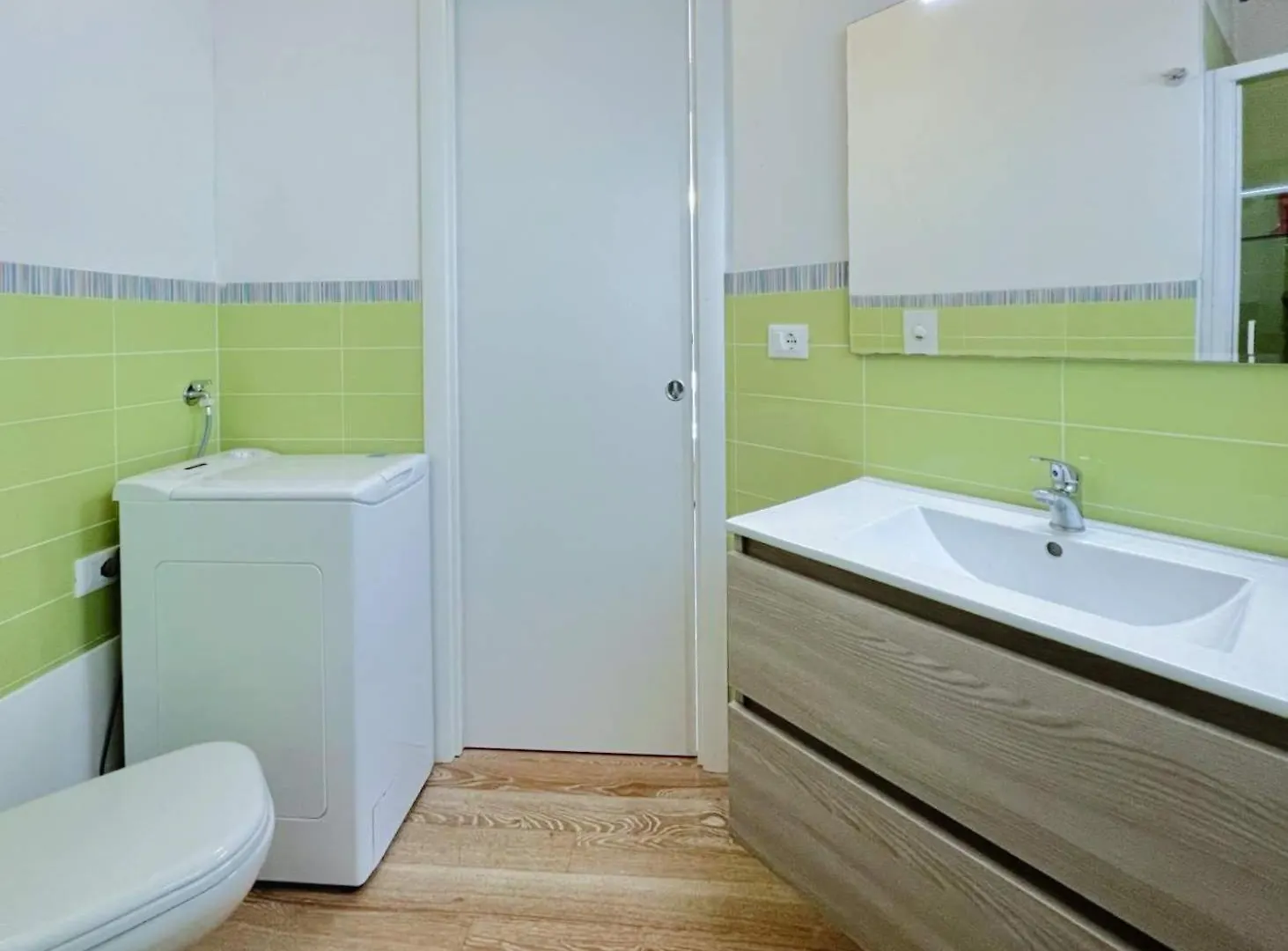 Luminosa Mansarda Con Vista Mare Apartment Varazze Italy